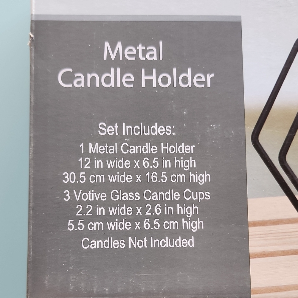 Trueliving Hexagonal Black Metal Candle Holder - Picture 2 of 4